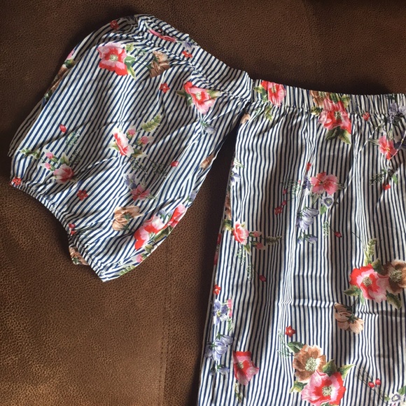 Cherish Off-Shoulder Floral Striped Top - Picture 3 of 16